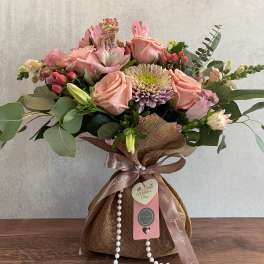 Linen Wrap Flower Bouquet