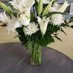 Classic White Flowers arrangement delivered in Phoenix