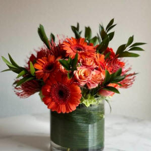 A golden flower flower arrangement